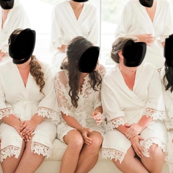 Bridal Robe - Picture 7 of 8